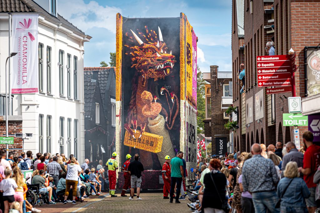 Corso Vollenhove | Mooiste bloemencorso